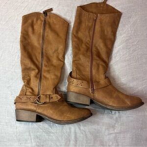 Very G Merlot tall boots in tan faux suede size 8